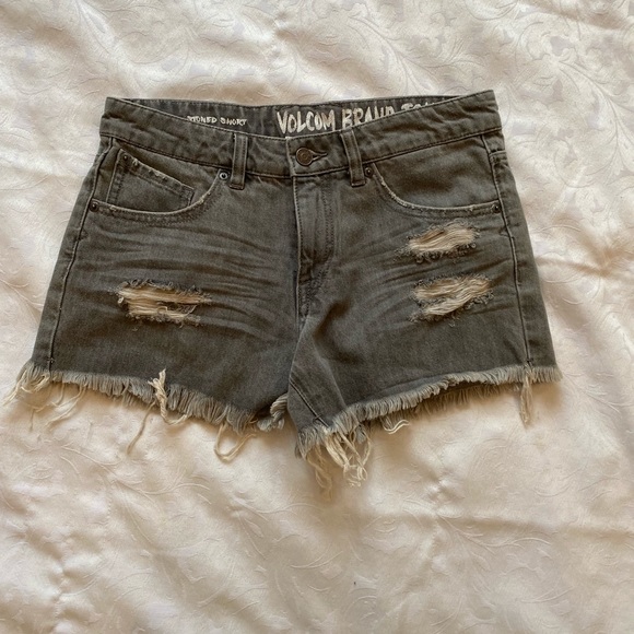 Volcom Stoned Short size 3 women’s jean shirt - Picture 1 of 5